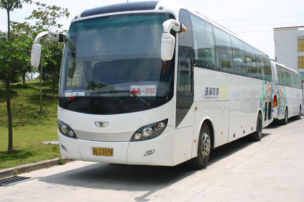 對于通勤的思考，員工通勤什么方式最好？（通勤班車租賃
