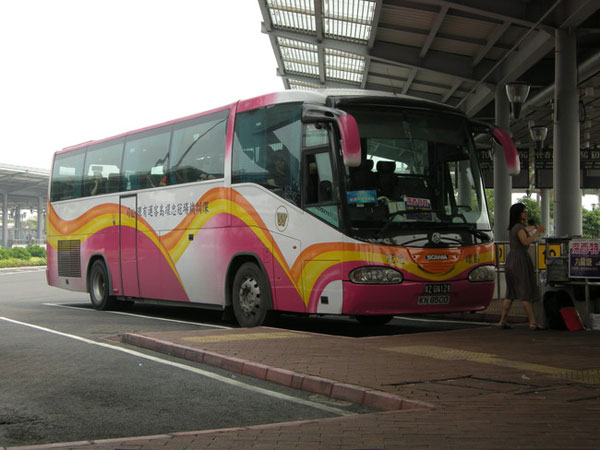 既能解決員工通勤難題，還能緩解交通壓力（企業(yè)通勤班車(chē)