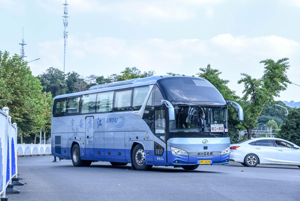 企業(yè)在什么場景下不得不使用（北京班車租賃）？
