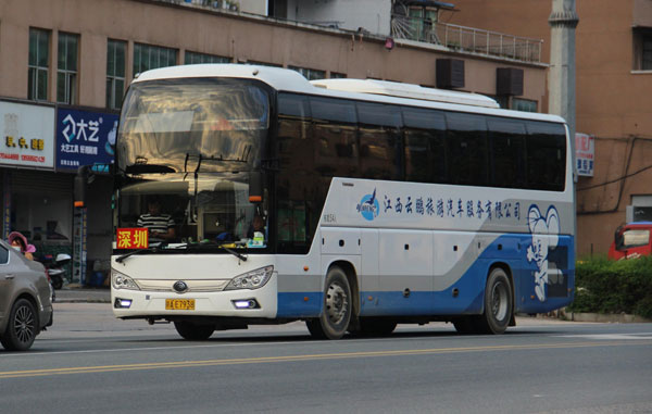 （上海班車租賃）上海班車公司哪家服務(wù)最好？
